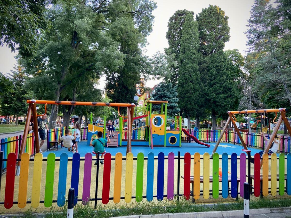 Art Apartments - Поморие Экстерьер фото